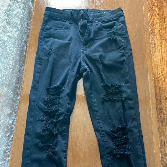 American Eagle Outfitters Denim - Holey black jeans American Eagle 4short